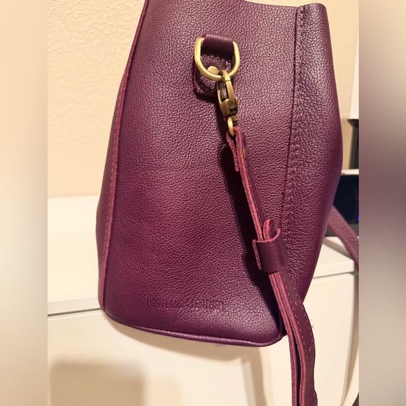 NWOT Portland Leather Good Butterfly Bucket Bag Dark Purple - Picture 2 of 8